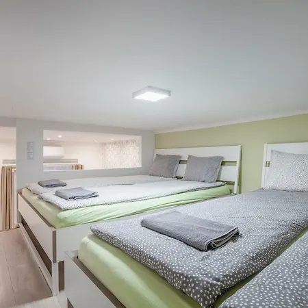 Apartamento Palace Quarter Bródy *