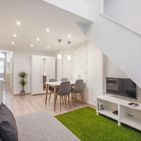Palace Quarter Brody Apartment